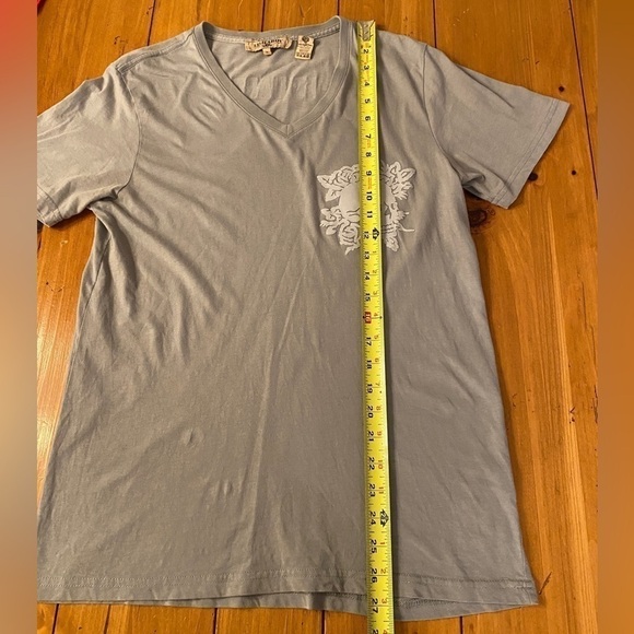 Vintage Y2K Ed Hardy Gray T-Shirt Womens Skull and Roses Graphic Tee Size Medium - Picture 16 of 16